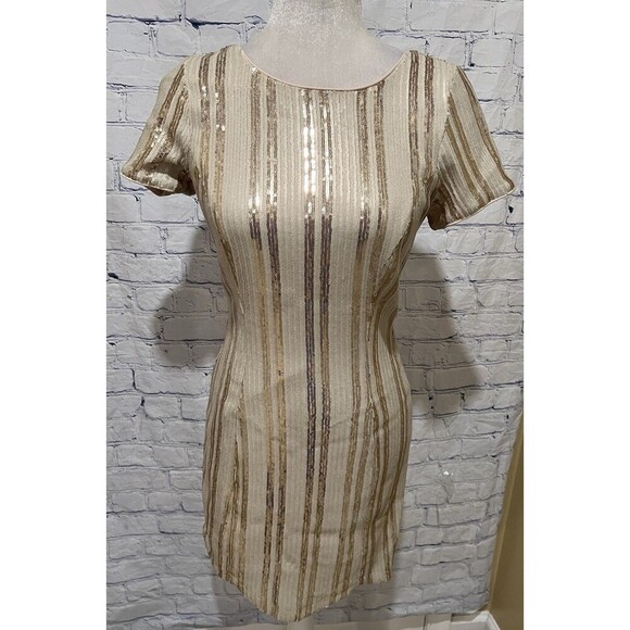 Just Me Cream And Gold Sequin V Back Mini Bodycon Dress Short Sleeve Size Large - Picture 1 of 7